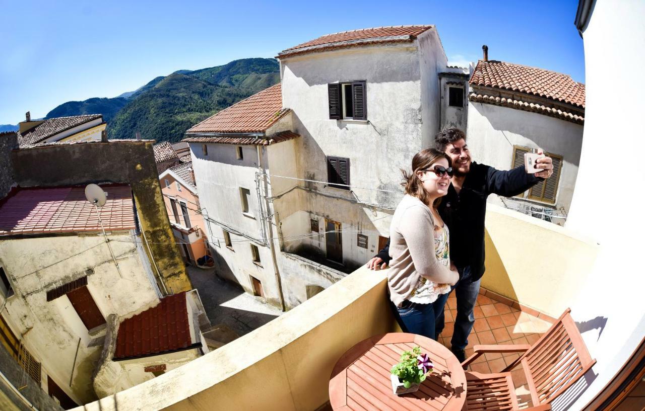 Il Giardino Di Julia B&B Тортора Екстер'єр фото