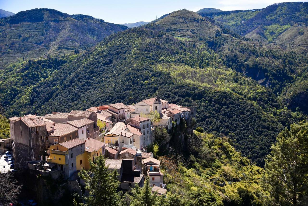Il Giardino Di Julia B&B Тортора Екстер'єр фото
